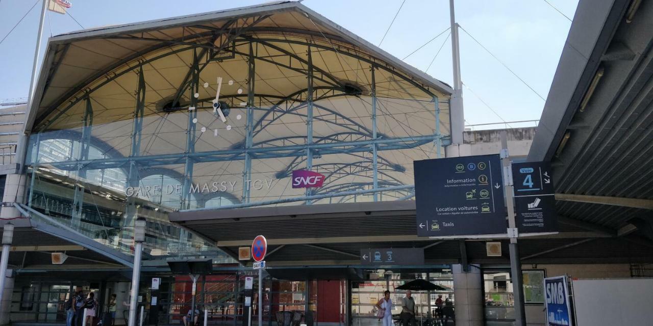 Les Cles Du Bonheur By Beds4Wanderlust, 47M2 Avec Terrasse Privative & Parking-Rer B Tgv 10Min-Orly 20Min Daire Massy  Dış mekan fotoğraf